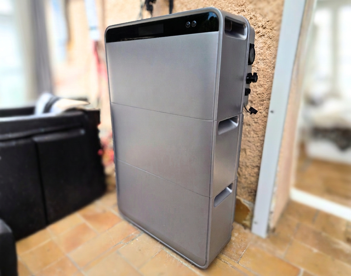 Jackery Solar Vault 3 Pro Max : test d'une batterie solaire de balcon modulaire